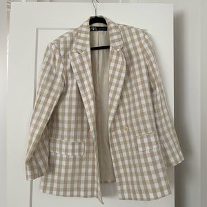 Zara beige/white check blazer